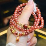 Vòng Đá Thạch Anh Tóc Đỏ 6,5mm Mix Hồ Ly Charm Vàng 18k