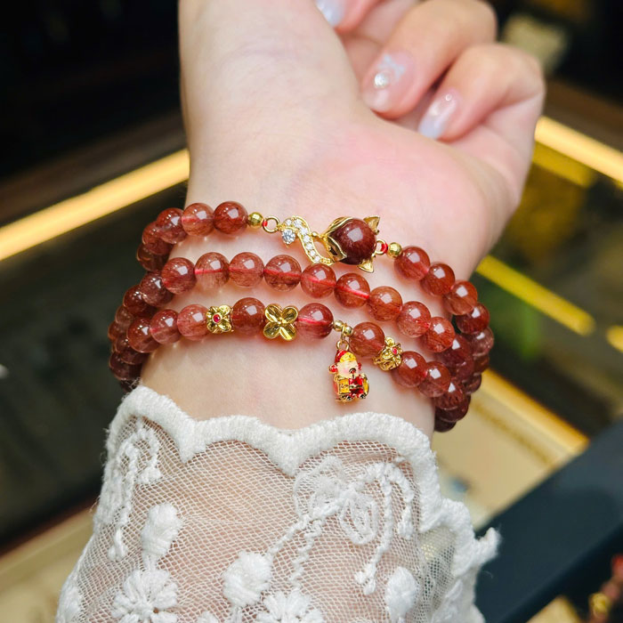 Vòng Đá Thạch Anh Tóc Đỏ 6,5mm Mix Hồ Ly Charm Vàng 18k