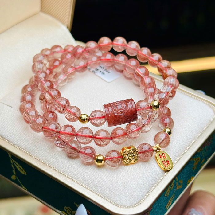 Vòng Đá Thạch Anh Tóc Đỏ 6,5mm Mix Lu Thống Charm Vàng 18k
