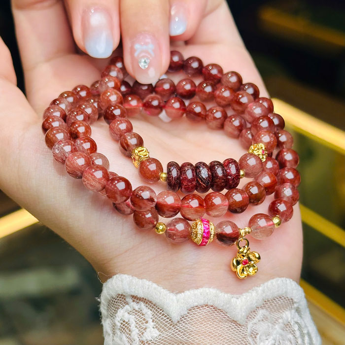 Vòng Đá Thạch Anh Tóc Đỏ 6,5mm Mix Ngũ Điếu Charm Vàng 18k