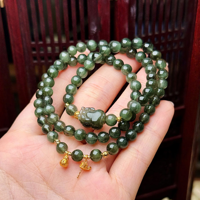 Vòng Thạch Anh Tóc Xanh Đồng Trục 6mm Mix Tỳ Hưu Charm Vàng 18k