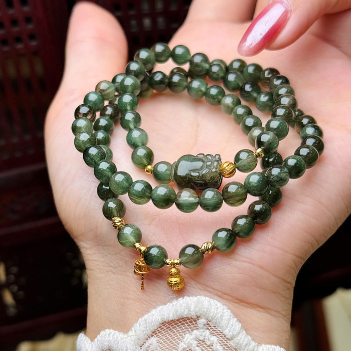 Vòng Thạch Anh Tóc Xanh Đồng Trục 6mm Mix Tỳ Hưu Charm Vàng 18k