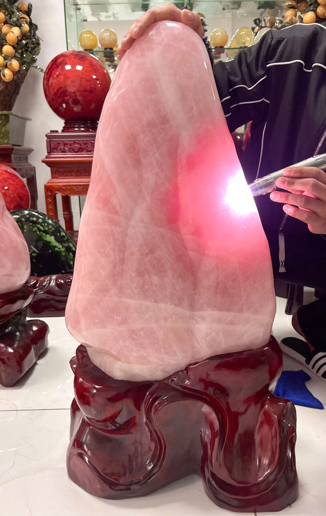 Đá Cảnh Thạch Anh Hồng 63kg