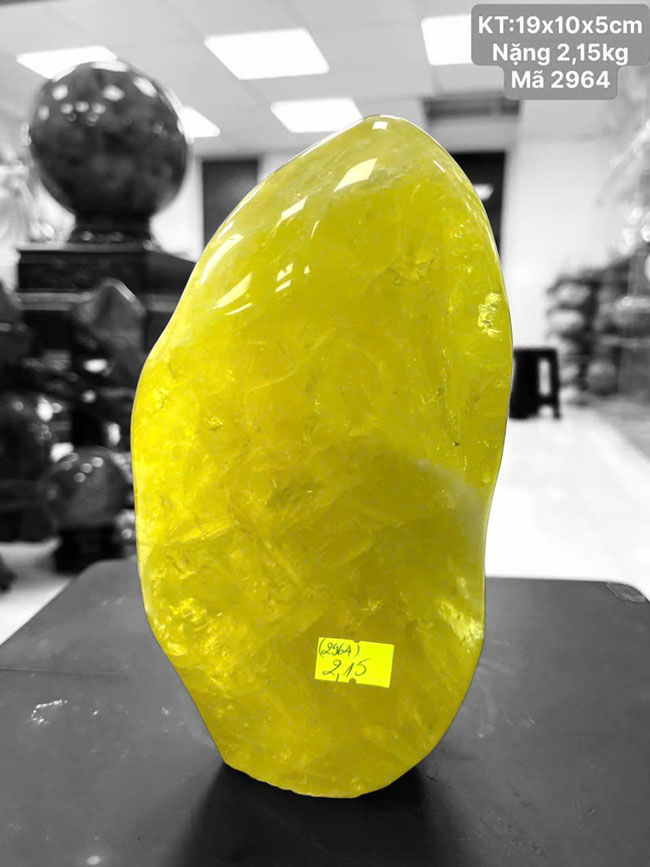 Đá Cảnh Thạch Anh Vàng 2,15kg
