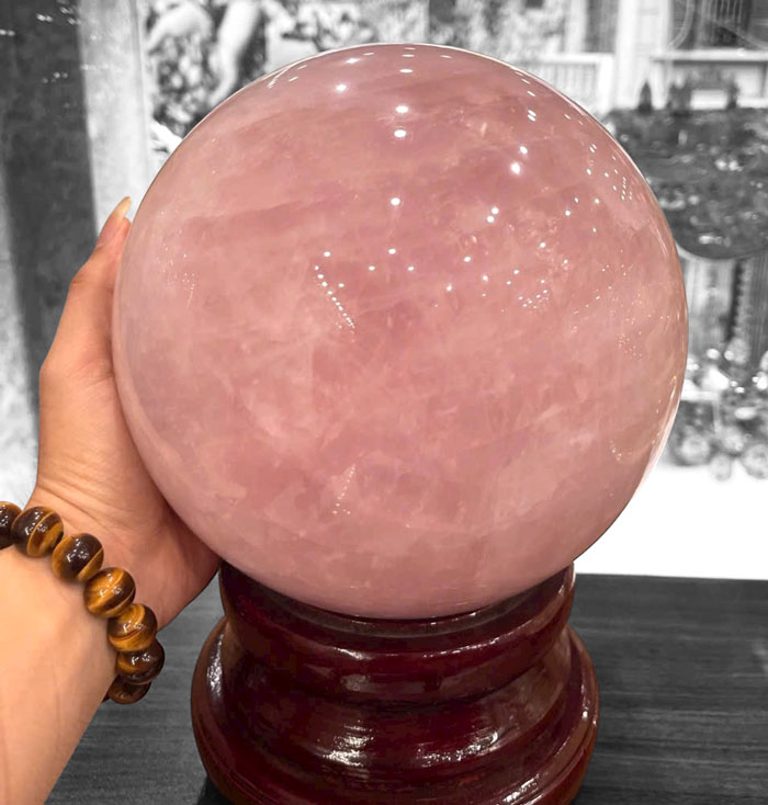 Quả Cầu Phong Thủy Thạch Anh Hồng 11,58kg