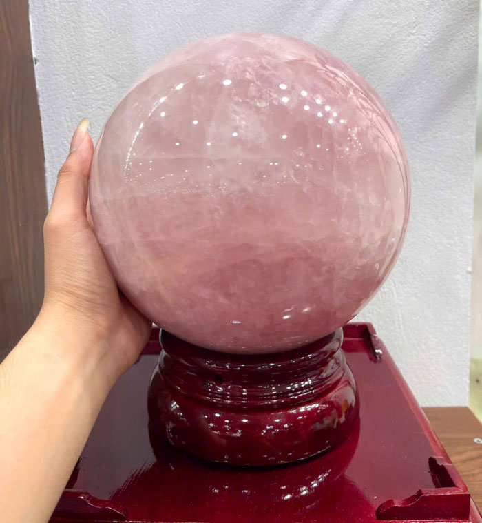 Quả Cầu Phong Thủy Thạch Anh Hồng 11,56kg