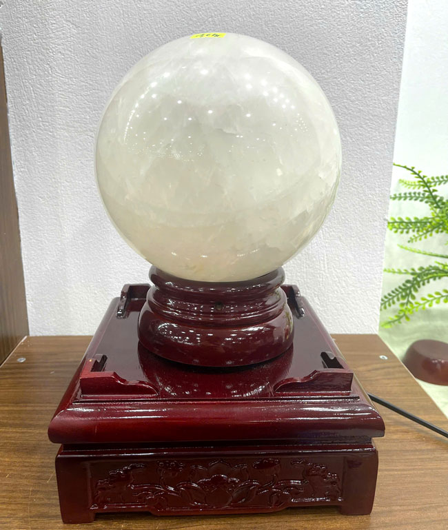 Quả Cầu Thạch Anh Trắng Dừa 7,6kg