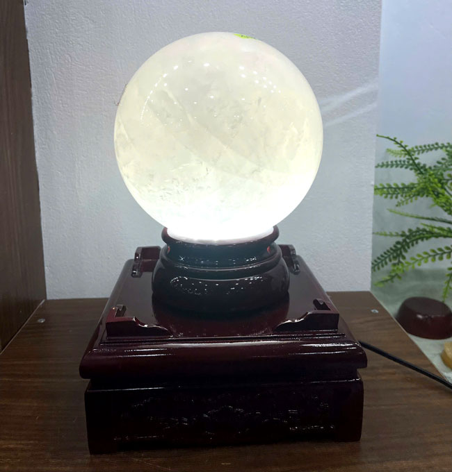 Quả Cầu Thạch Anh Trắng Dừa 7,6kg