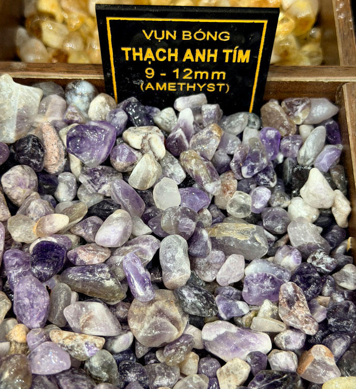 Vụn Đá Thạch Anh Tím Mài Bóng Thường 9-12mm